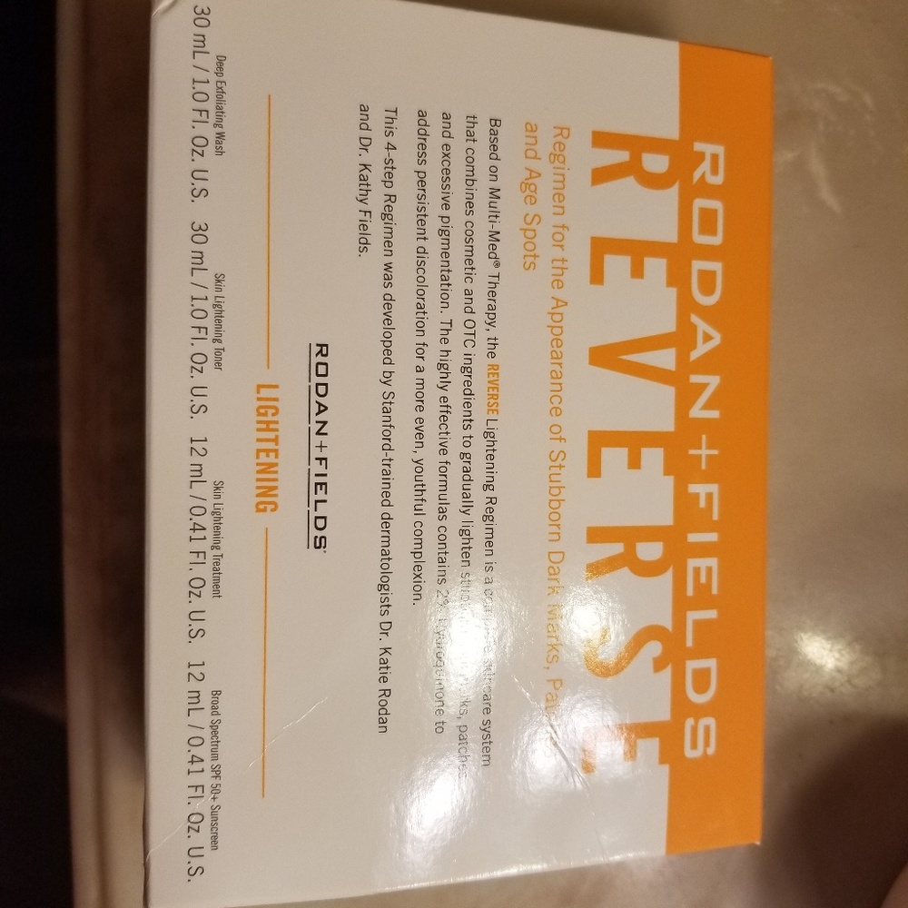 Rodan and fields reverse travel kit
